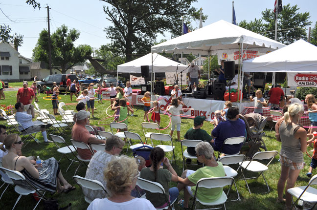 Brooks Catsup Bottle Festival