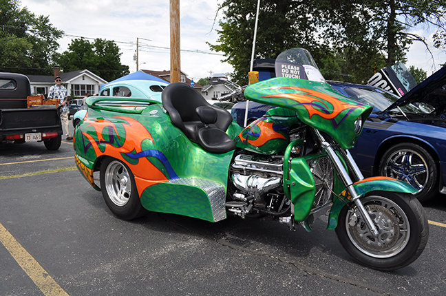 Collinsville Catsup Bottle Car Show