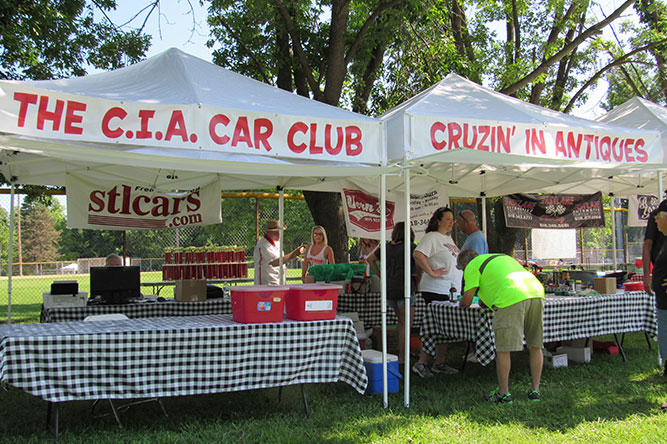 Collinsville Catsup Bottle Car Show