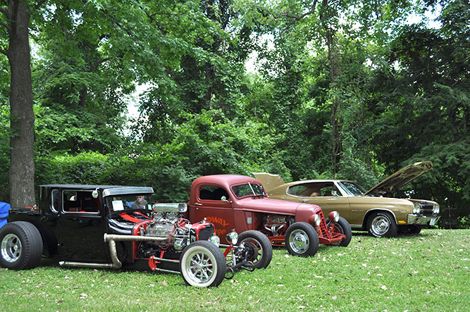 Collinsville Catsup Bottle Car Show