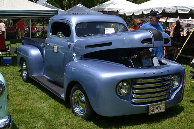 Collinsville Catsup Bottle Car Show