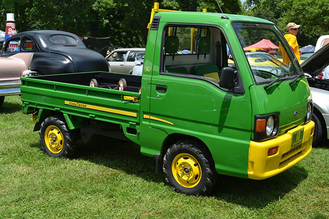 Collinsville Catsup Bottle Car Show